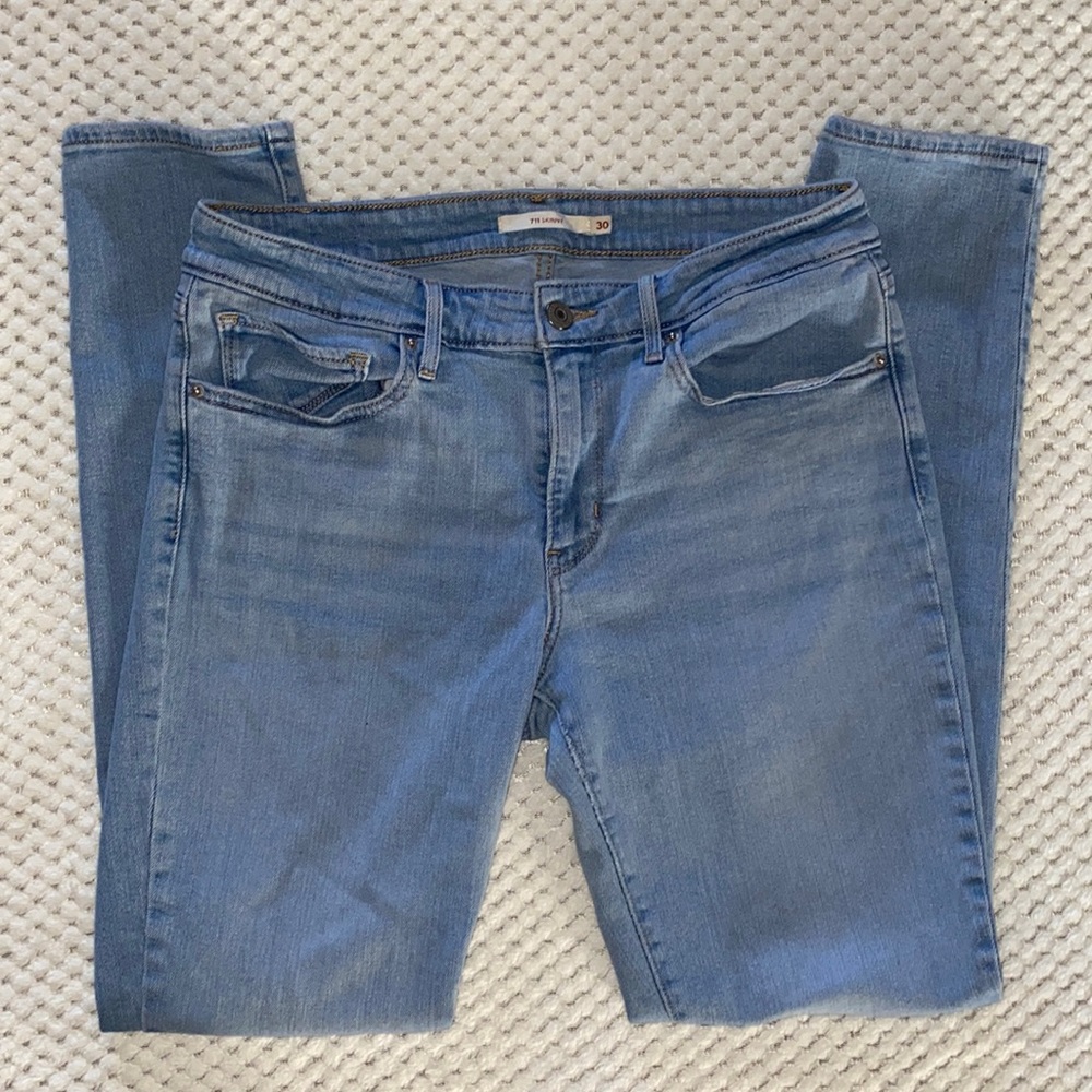 Levi’s 711 Skinny jeans